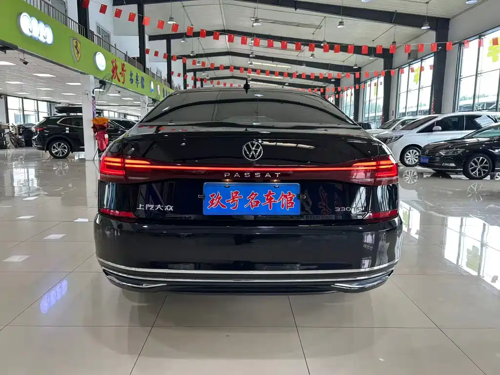 Volkswagen Passat 2022