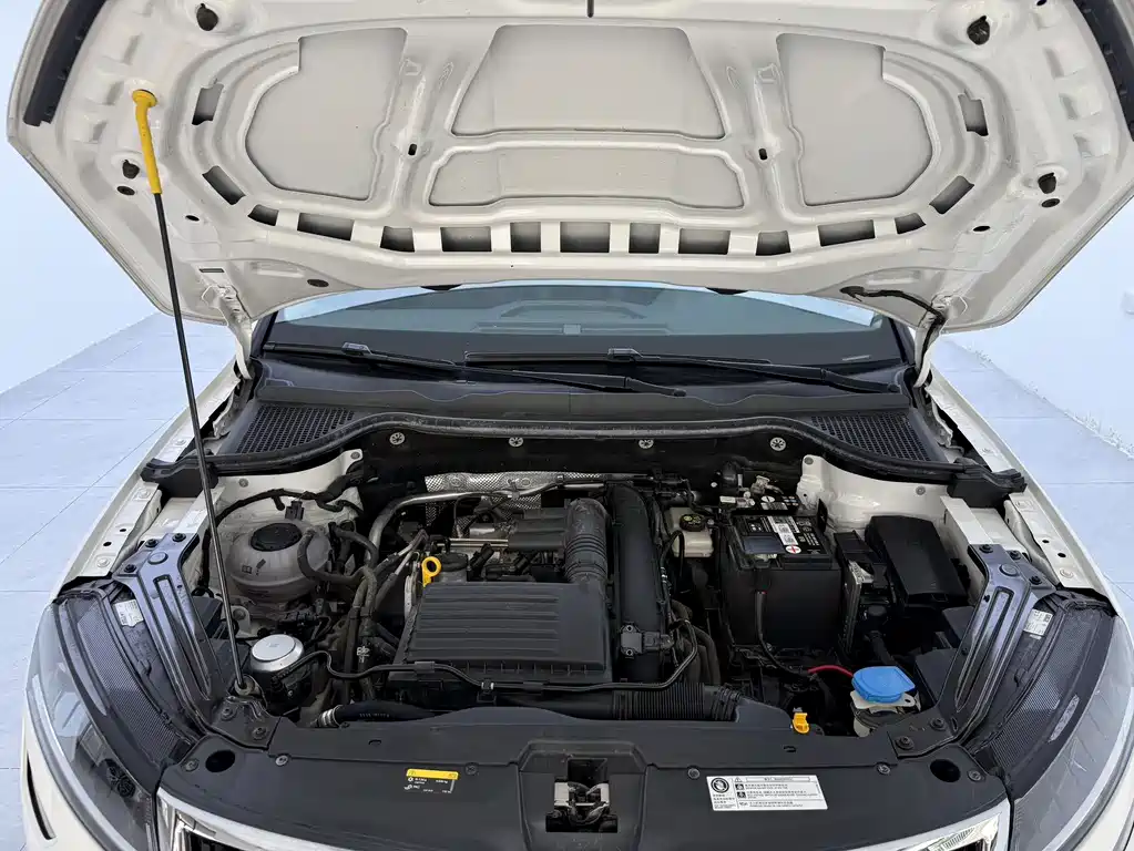 Skoda Karoq 2023 — фото 16
