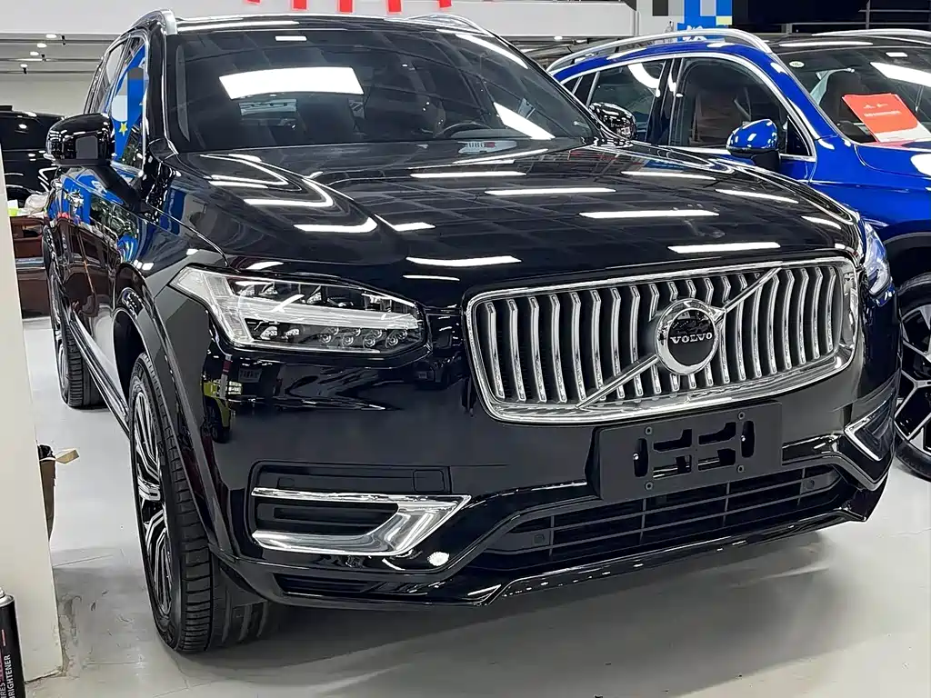 Volvo XC90 2022 — фото 3