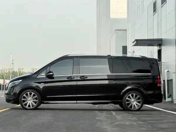 Mercedes-Benz V-Class 2022