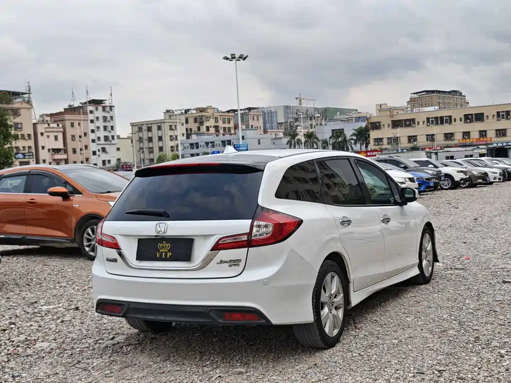 Honda Jade 2016 — фото 5