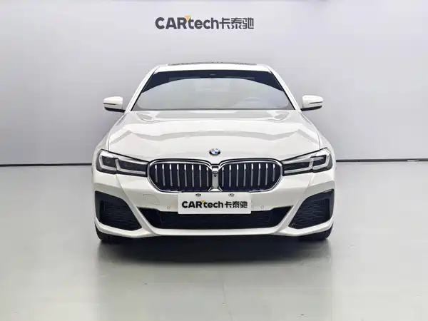 BMW 5 Series 2022