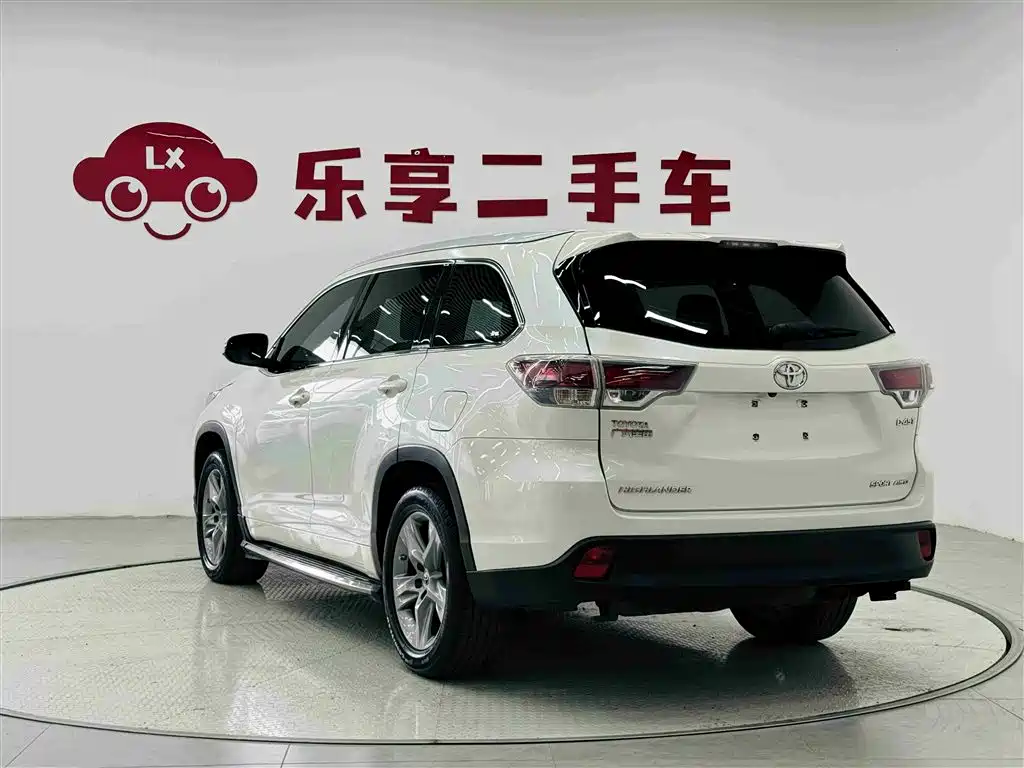 Toyota Highlander 2016 — фото 4