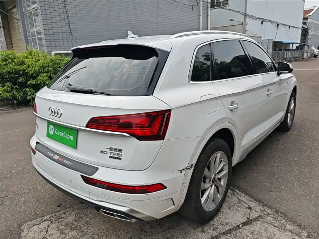 Audi Q5L 2022 — фото 7
