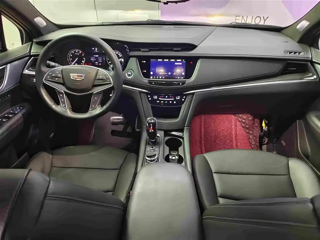 Cadillac XT5 2024 — фото 10