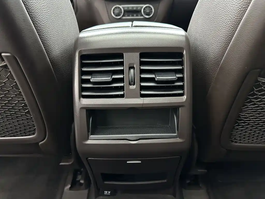 Mercedes-Benz GLE 2017 — фото 18
