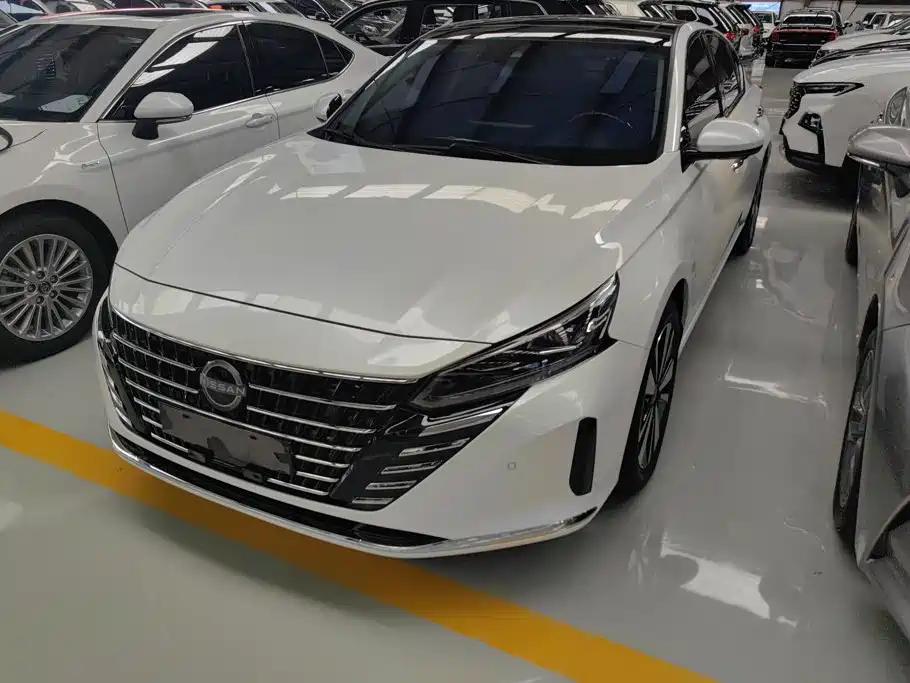 Nissan Teana 2025