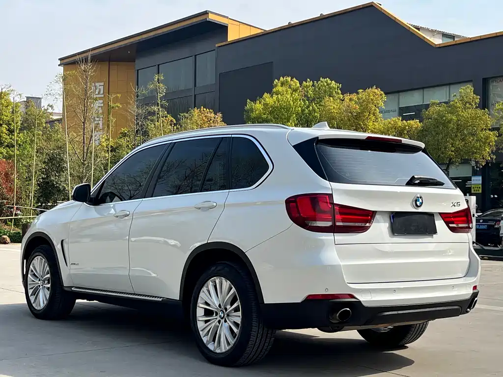BMW X5 2015 — фото 7