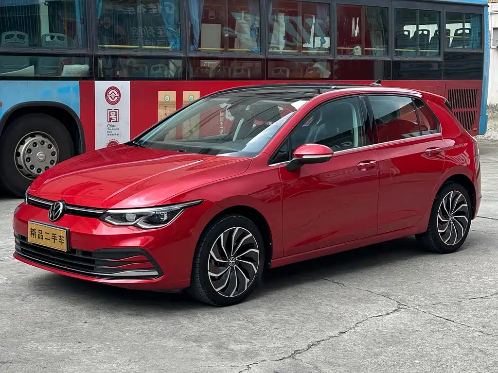 Volkswagen Golf 2023
