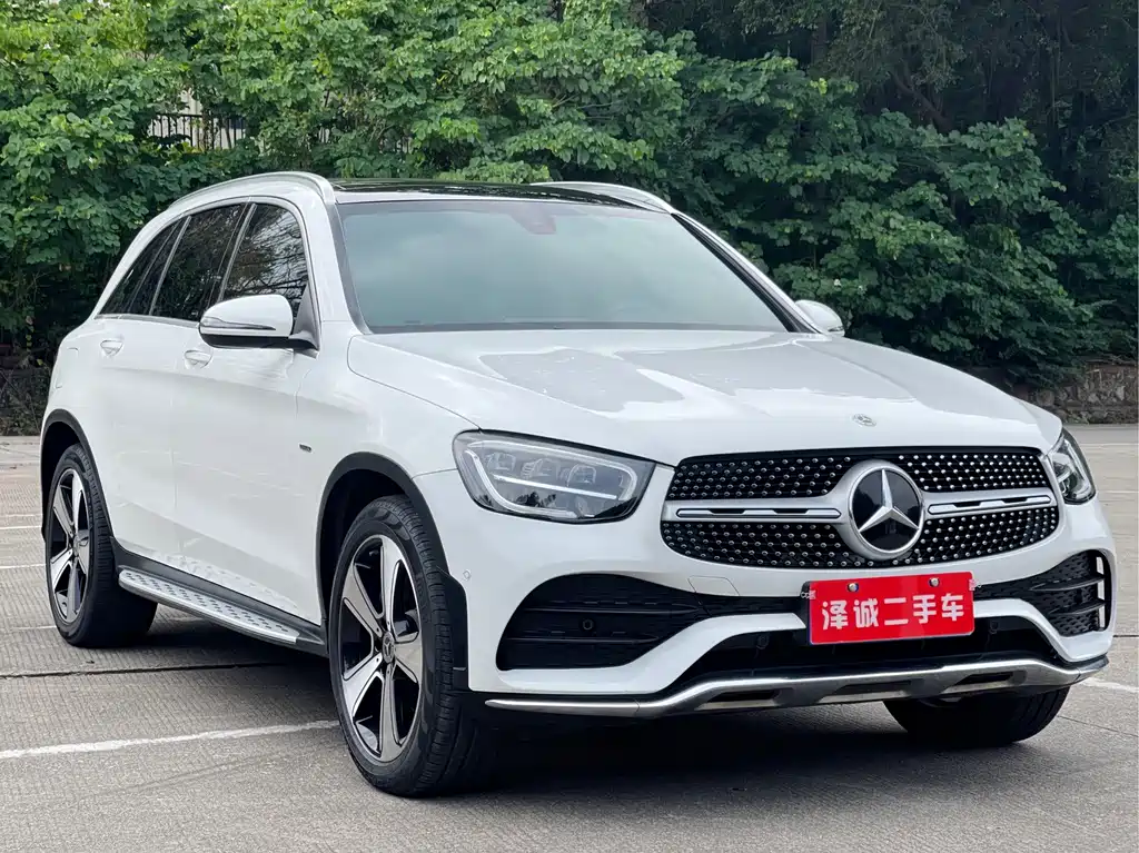 Mercedes-Benz GLC 2023