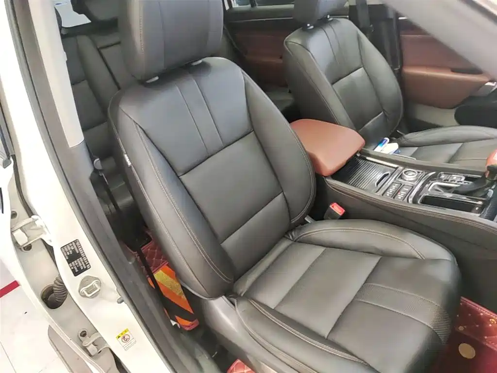 GAC Motor Trumpchi GS8 2018 — фото 25