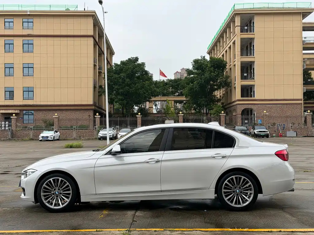 BMW 3 Series 2019