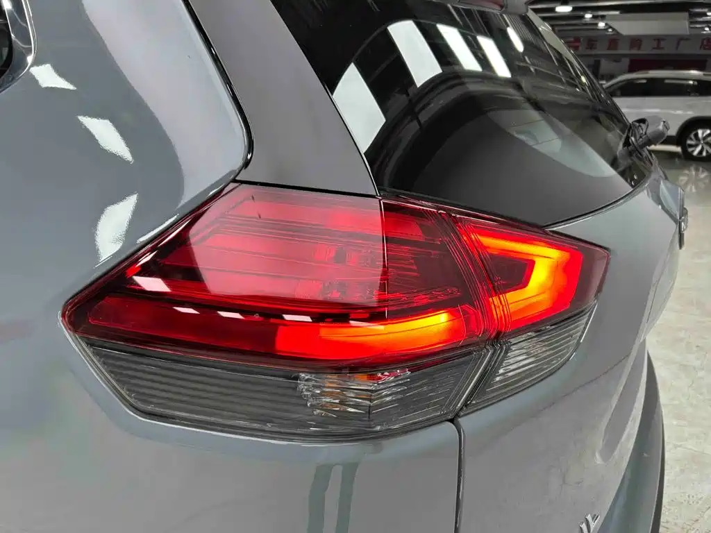Nissan X-Trail 2025 — фото 19