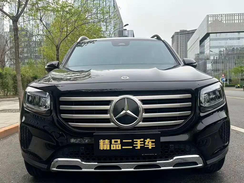 Mercedes-Benz GLB 2025 — фото 3