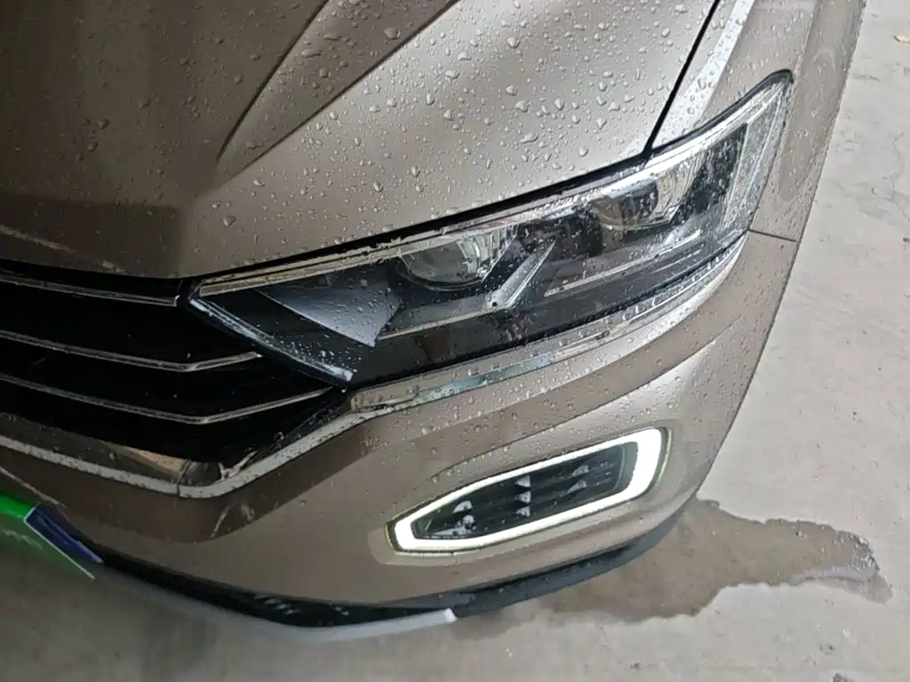 Volkswagen T-Roc 2020 — фото 24