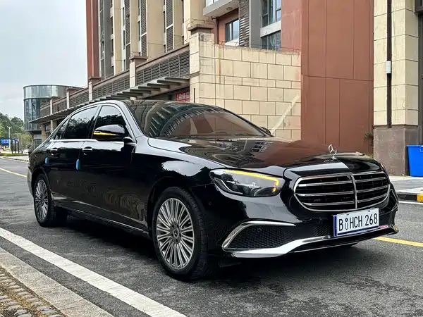 Mercedes-Benz E-Class 2023