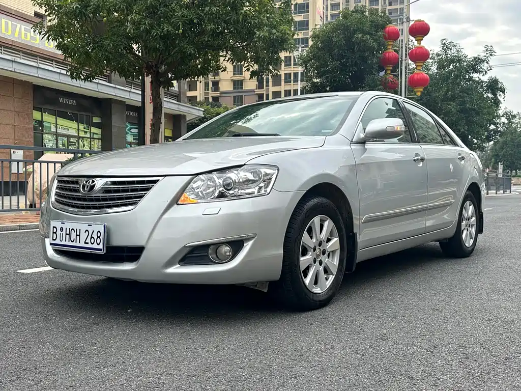 Toyota Camry 2008 — фото 1