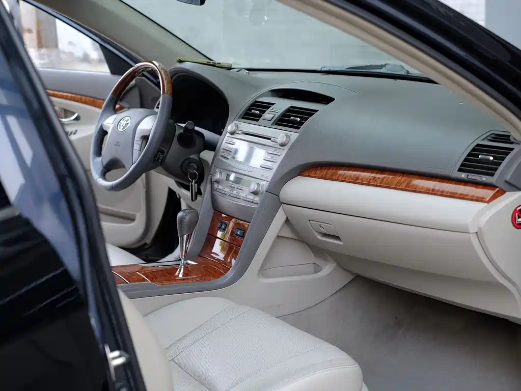 Toyota Camry 2008 — фото 40