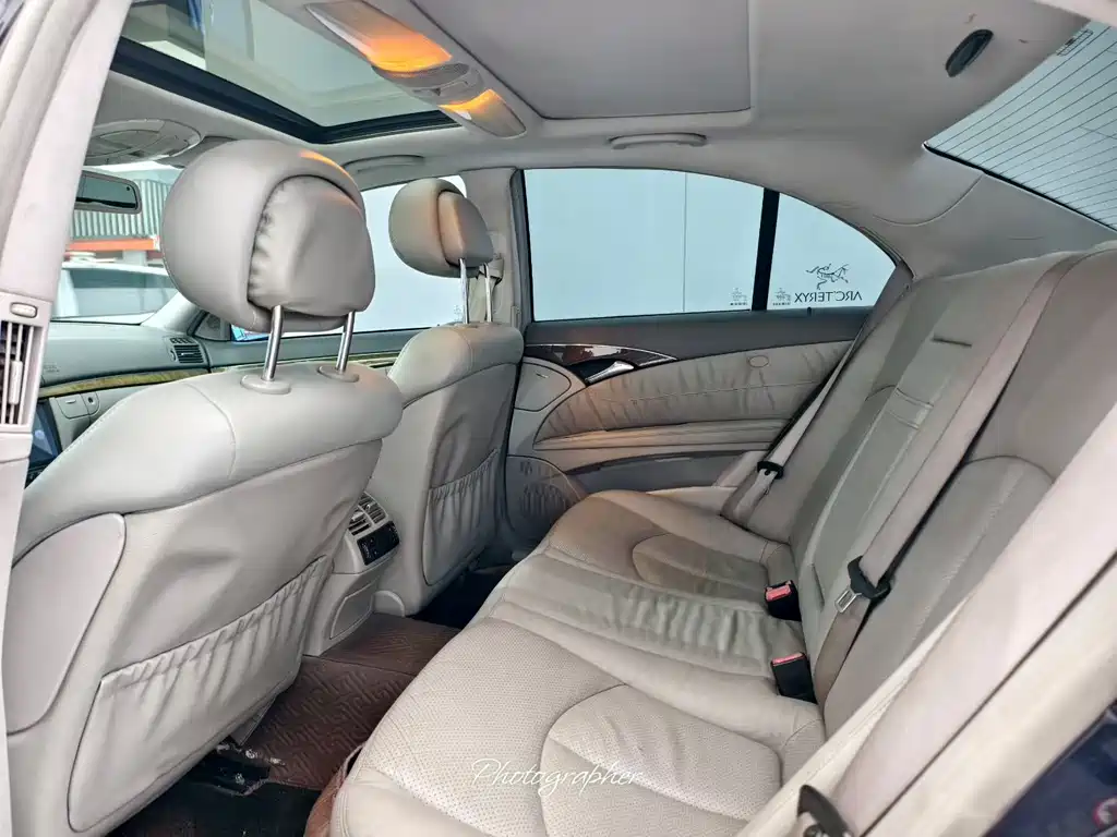 Mercedes-Benz E-Class 2006