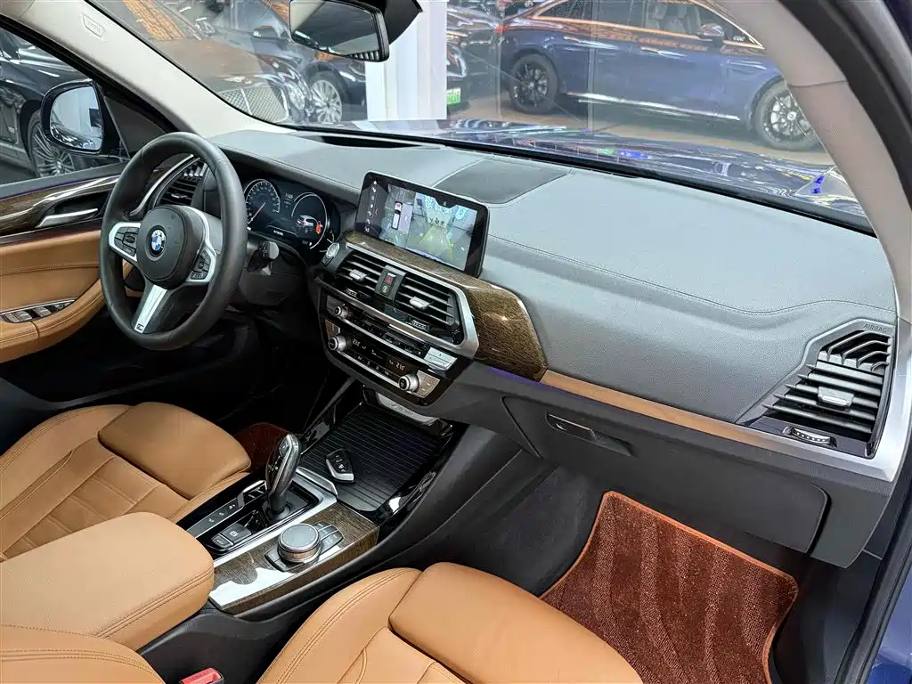 BMW X3 2018 — фото 13