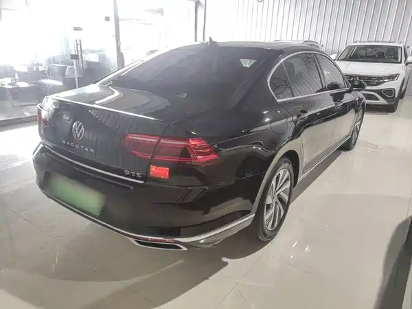 Volkswagen Magotan PHEV 2024