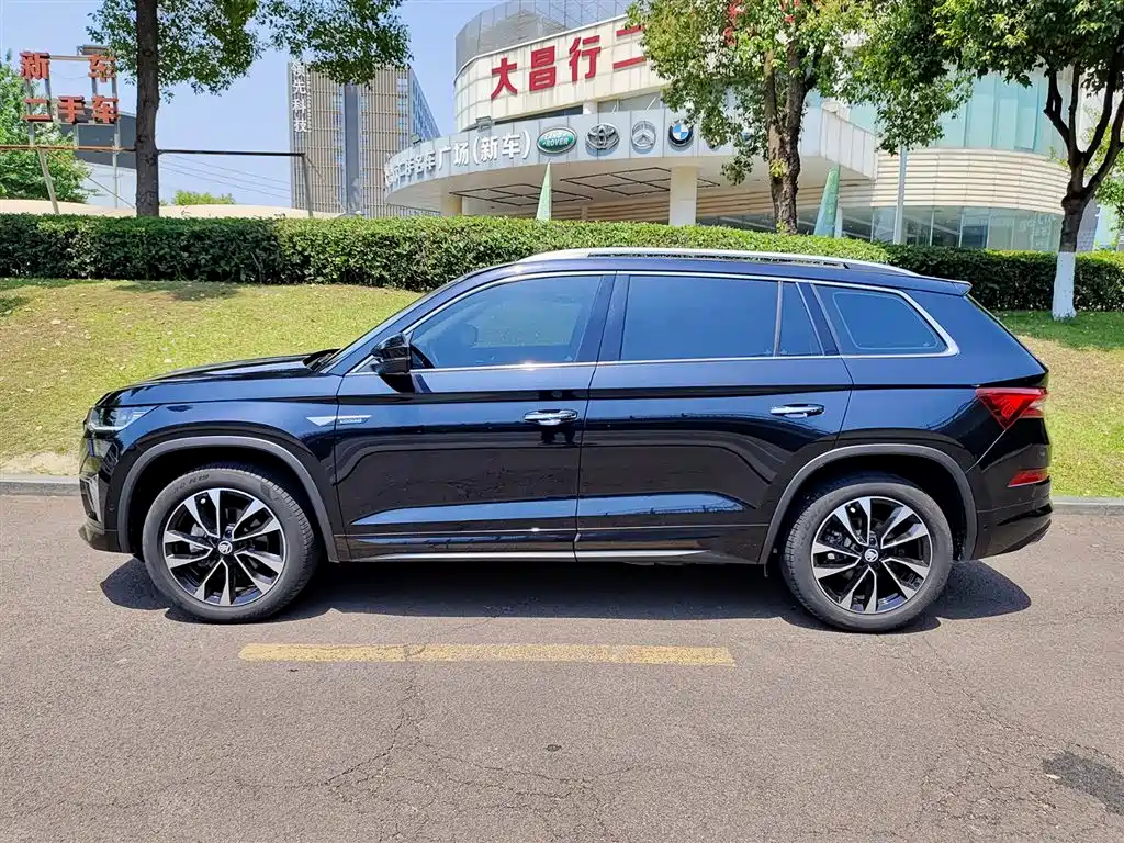 Skoda Kodiaq 2023 — фото 3