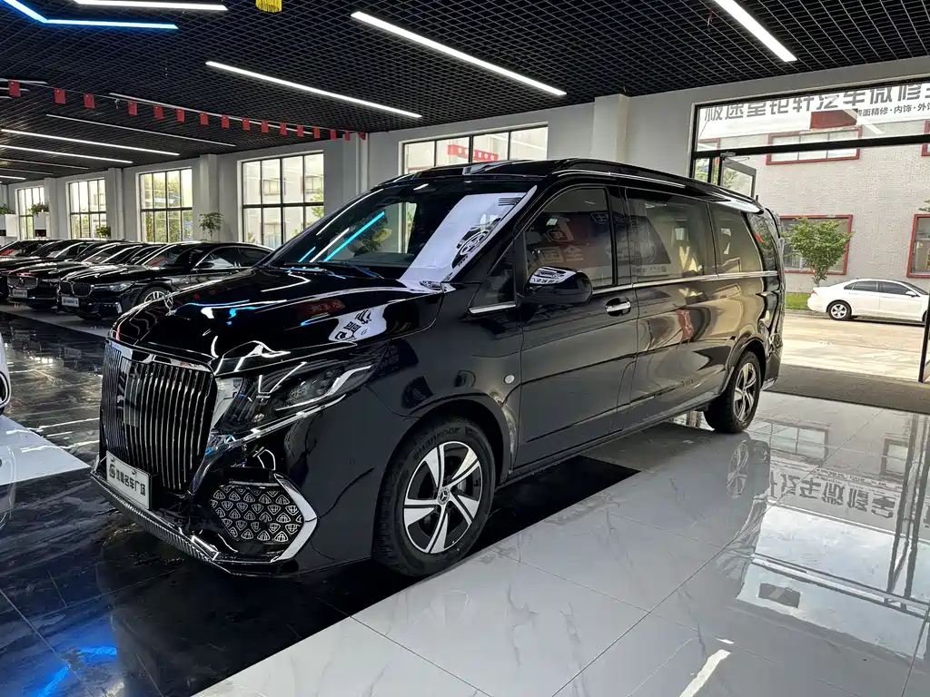 Mercedes-Benz Vito 2026 — фото 1