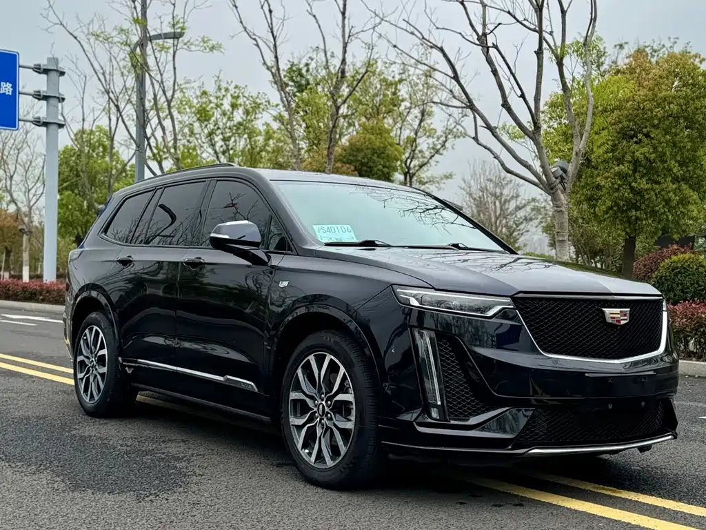 Cadillac XT6 2023 — фото 6
