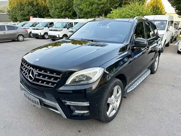 Mercedes-Benz M-Class 2012
