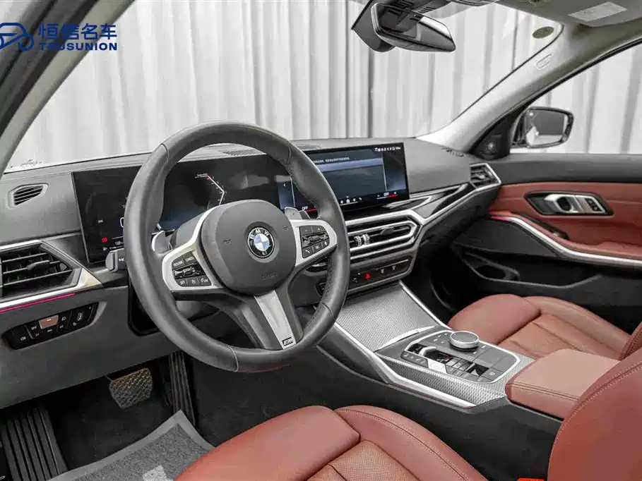 BMW 3 Series 2024 — фото 12
