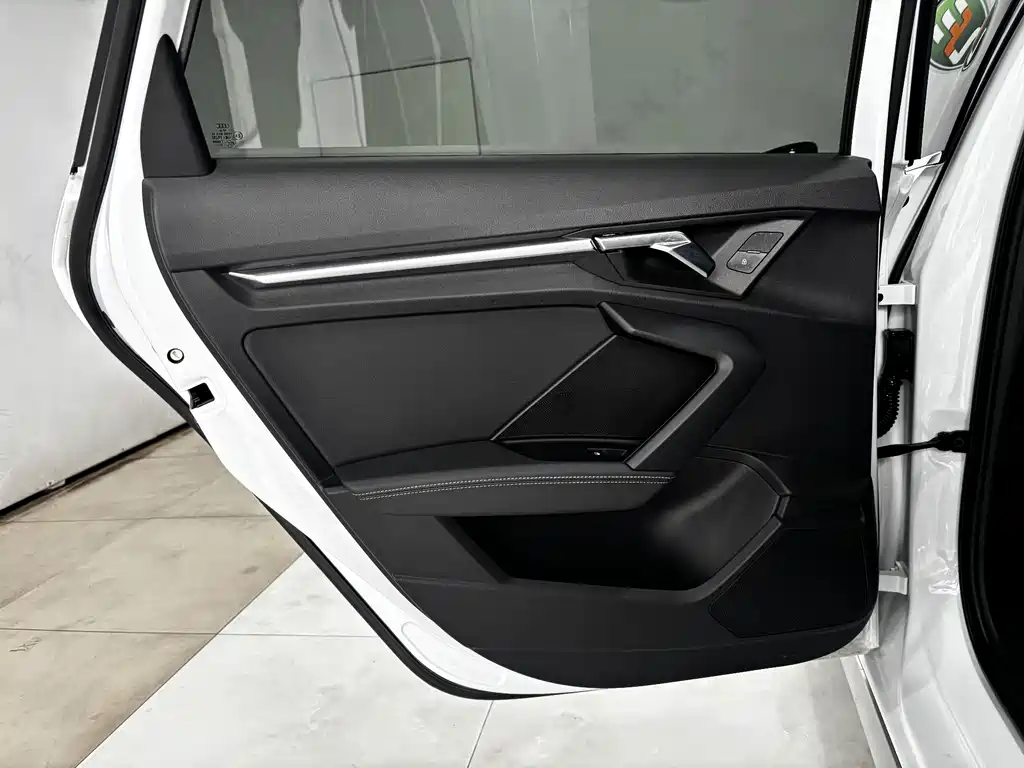 Audi A3 2022 — фото 19