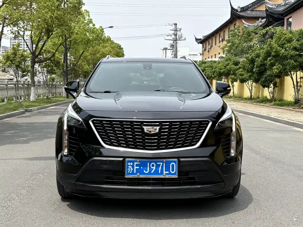Cadillac XT4 2019 — фото 3