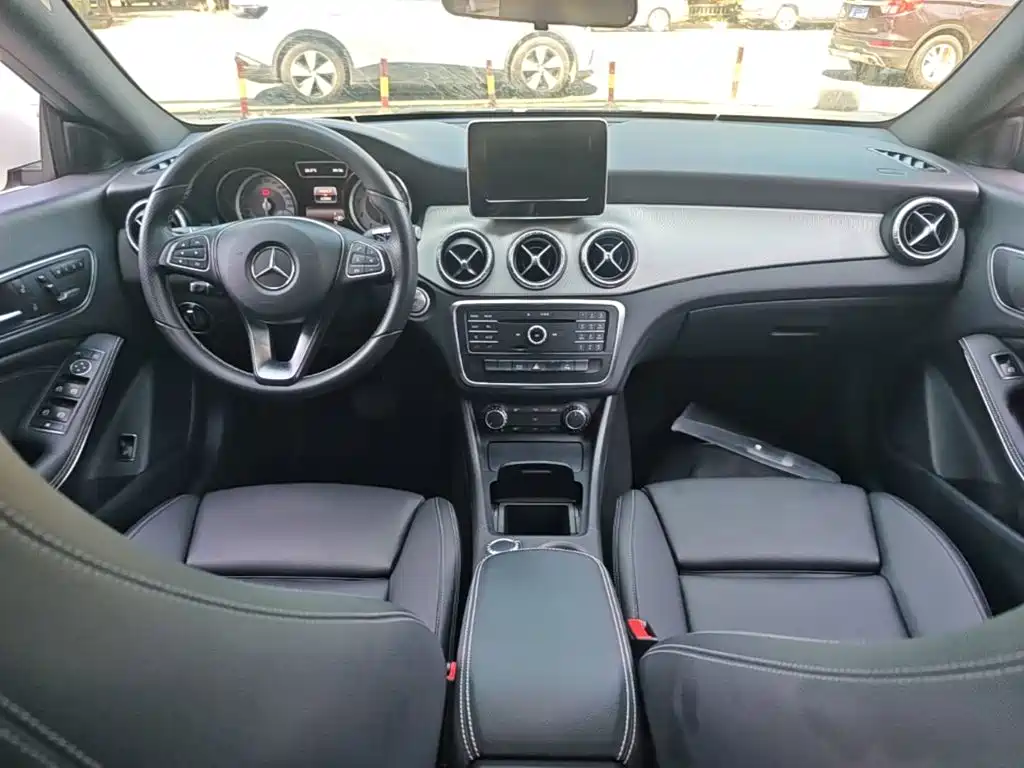 Mercedes-Benz CLA 2016 — фото 10