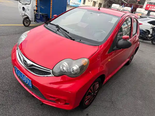 BYD F0 2016