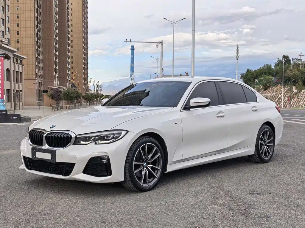 BMW 3 Series 2022