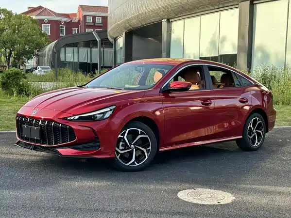MG MG5 2025