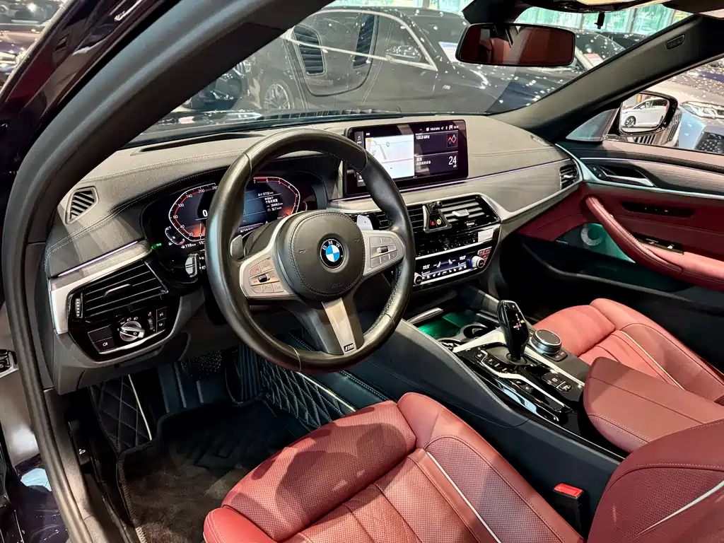 BMW 5 Series 2023 — фото 4