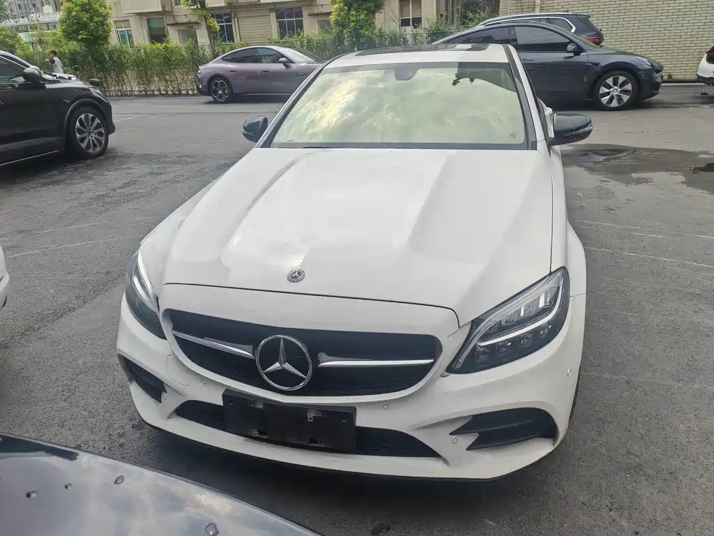 Mercedes-Benz C-Class 2021