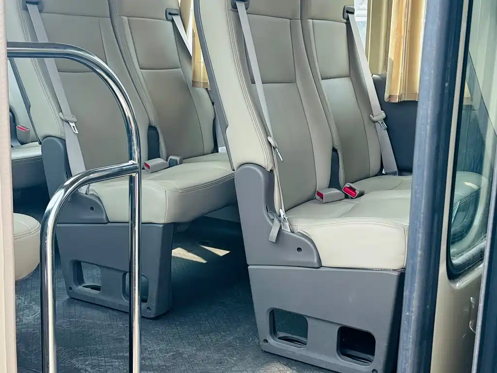 Toyota Coaster 2016 — фото 22