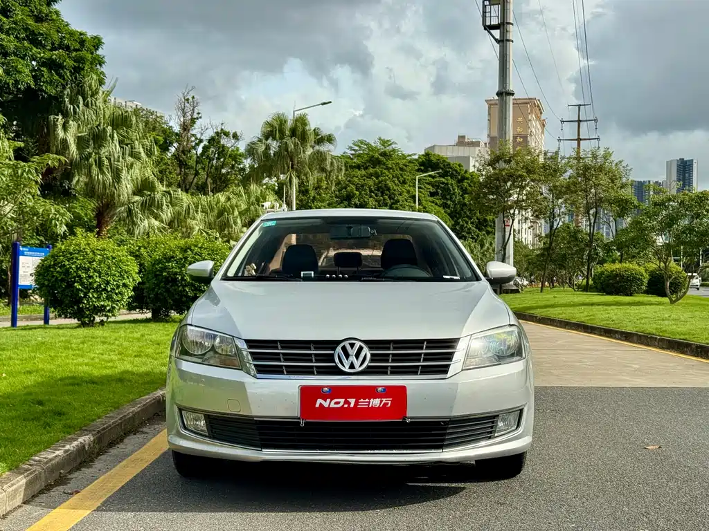 Volkswagen Lavida 2014