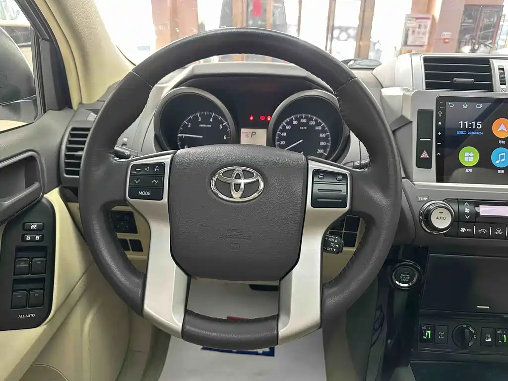 Toyota Prado 2017 — фото 10