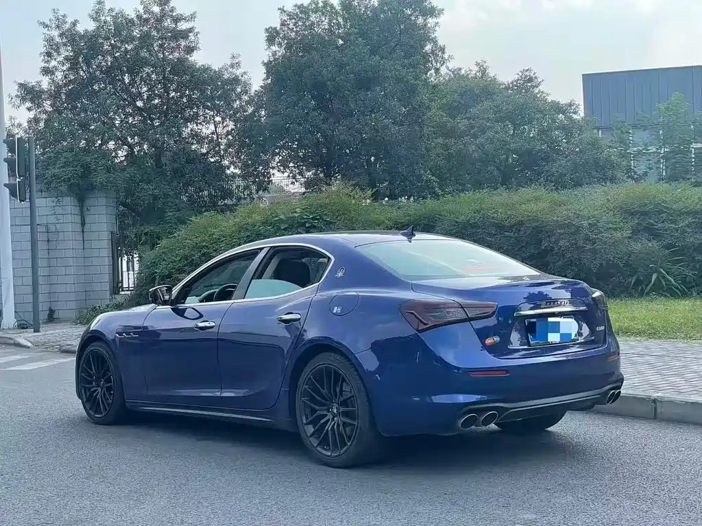 Maserati Ghibli 2018 — фото 7