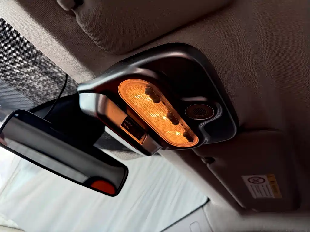 smart Fortwo 2017 — фото 13
