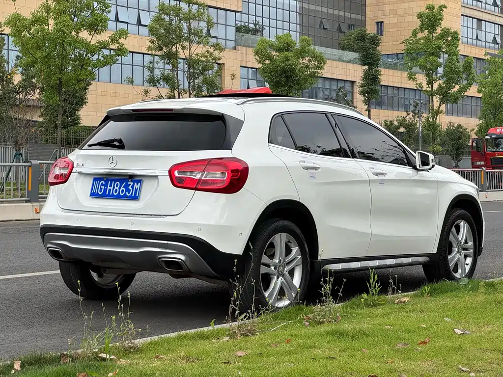 Mercedes-Benz GLA 2016 — фото 16