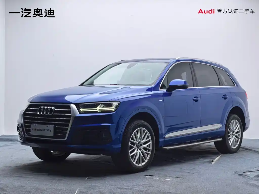 Audi Q7 2017 — фото 1