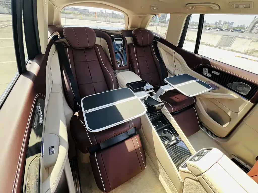 Mercedes-Benz GLS 2023 — фото 9
