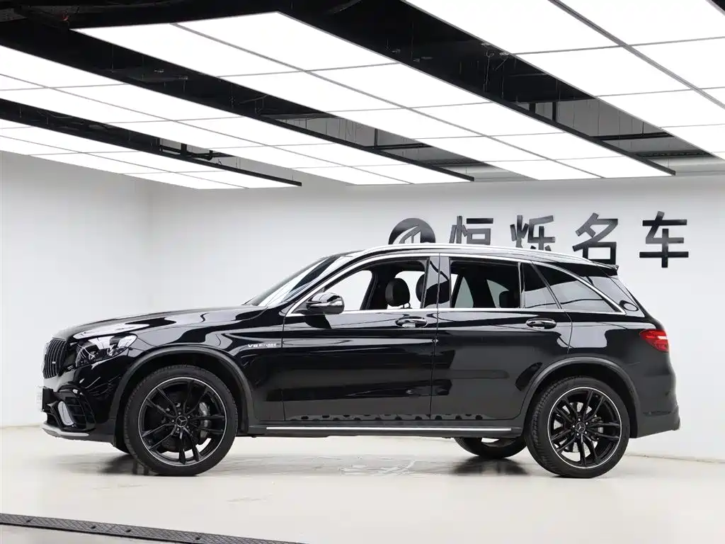 Mercedes-Benz GLC AMG 2021 — фото 35