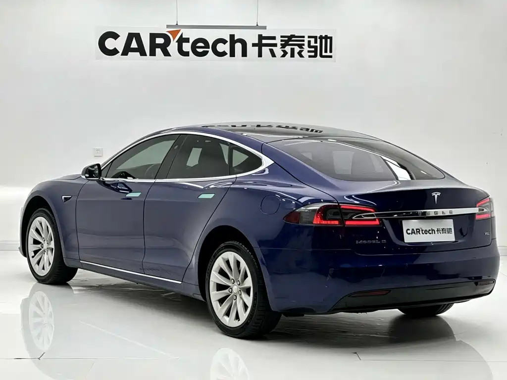Tesla Model S 2018 — фото 2