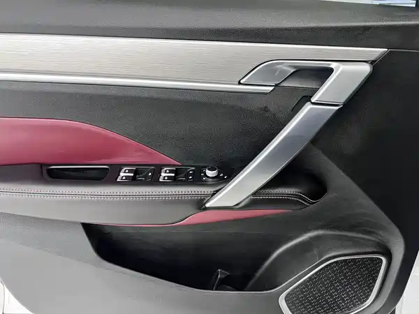 Geely Binyue 2022