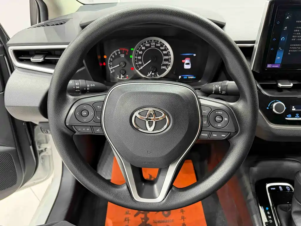 Toyota Corolla 2022 — фото 11